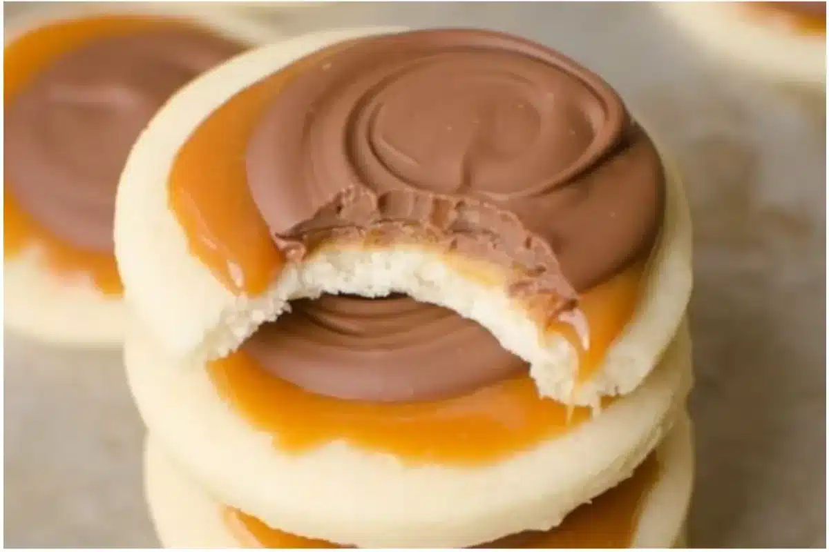 Delicious homemade Twix Cookies with chocolate and caramel topping